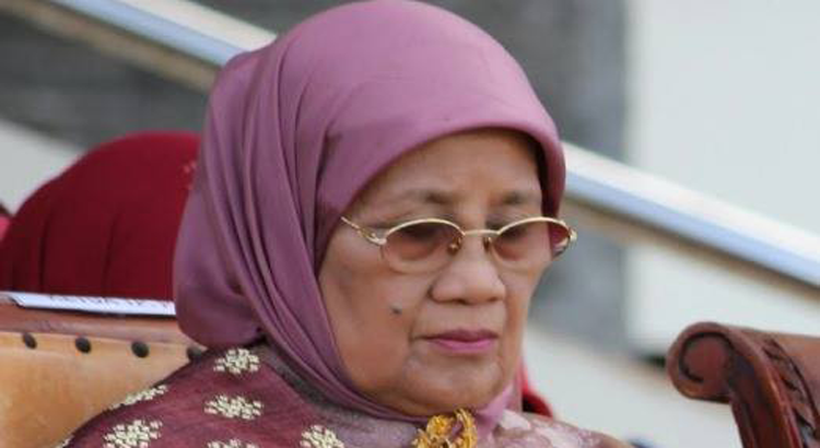 Anggota Dewan Perwakilan Rakyat Daerah (DPRD) Provinsi Bengkulu Fraksi Partai Amanat Nasional (PAN) dari  Daerah Pemilihan Kabupaten Mukomuko Hj. Rosna Abidin