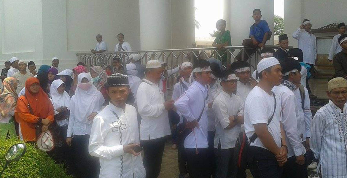 Para Pendemo Ahok