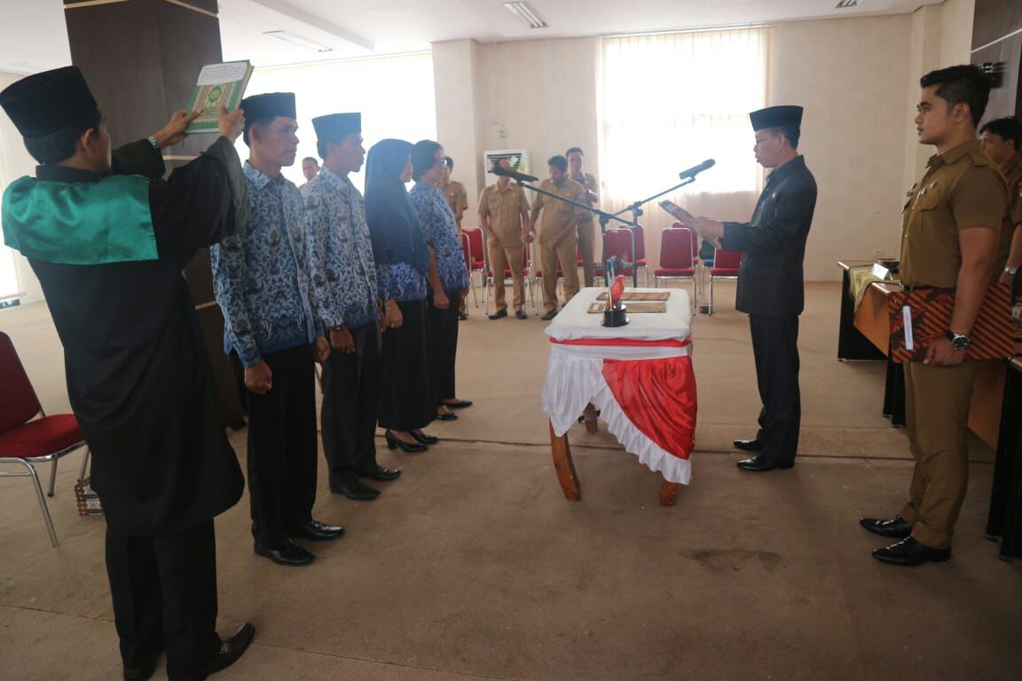 Empat Pejabat Struktural di Pemda Kaur di Mutasi dan di Promosikan