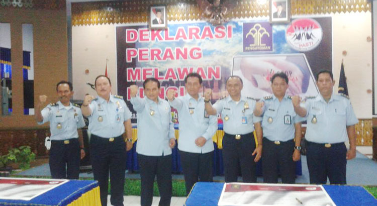 Penutupan Festival tabut ditandai dengan pemukulan dol