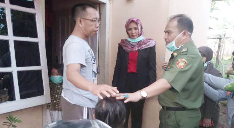 Kepala Dinas Kesehatan Kota Bengkulu, Herwan Antoni mengajak seluruh elemen masyarakat untuk melakukan gerakan 4M (Menguras, menutup, mengubur dan memantau) plus secara serentak.