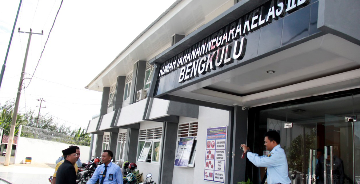 Plt Gubernur Bengkulu Rohidin Mersyah  meninjau Rutan Malabero