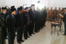 Bupati Bengkulu Selatan H Dirwan Mahmud SH mutasikan 18 orang pejabat Eselon II lingkungan Pemda Bengkulu Selatan dan 2 orang pejabat eselon III pada Hari ini Senin (26/9/16) pukul 09.30 WIB.