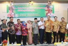 Seminar Nasional ”Menjawab Tantangan Globalisasi dan Bonus Demografi Melalui Bengkulu Berkompeten”