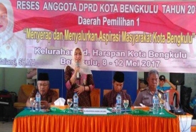 Anggota DPRD Kota Bengkulu, Dapil I, Maghdaliansi menggelar reses di Kelurahan Padang Harapan Kecamatan Gading Cempaka Kota Bengkulu