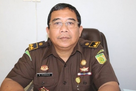 Bupati Kepahiang Dr. Ir. Hidayatullah Sjahid, MM saat memberikan sambutan