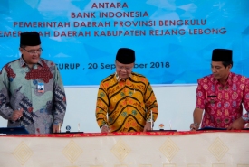 Penandatangan nota kesepahaman pengembangan daerah pertanian terintegrasi, antara BI bersama Pemerintah Provinsi Bengkulu dan Kabupaten Rejang Lebong.