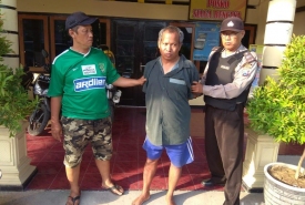 Warga yang tahu langsung mengamankan pelaku supaya tidak kabur