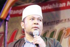 Calon Wali Kota Bengkulu Helmi Hasan