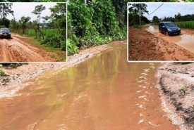 Jalan Rusak Di Kecamatan Padang Guci Hilir