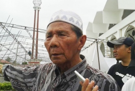 Ketua Pengurus Masjid Raya Baitul Izzah, H. Zainawi Yazid
