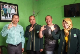 Jahin dan Khairunisa saat mendaftar sebagai bacaleg ke DPW PKB Bengkulu