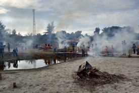 Kegiatan Bersih Pantai Jakat