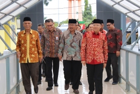 Plt Gubernur Bengkulu Buka Seminar Ekonomi Islam FEBI IAIN Bengkulu