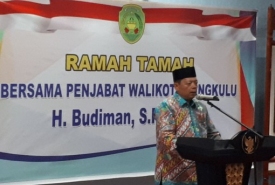 Budiman Ismaun, Penjabat Wali Kota Bengkulu (Foto : Media Center Pemkot Bengkulu)
