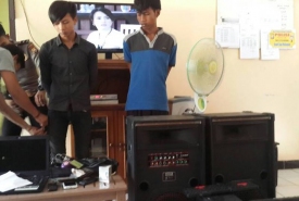 Bendungan air Nindaian Desa Keban Jati, Kecamatan Ulu Manna yang dianggarkan APBD TA 2017 Rp 2,6 Miliar, ambruk