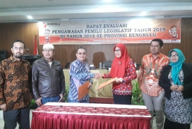 MoU antara KIP dan Bawaslu Provinsi Bengkulu