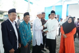 Bupati Kepahiang serahkan motor dinas untuk Imam