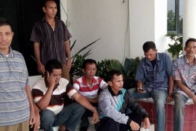 Warga dan BPD Desa Gedung Gedang Mendatangi Kantor Bupati Bengkulu Selatan