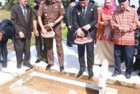 Ziarah Kubur Mantan Wali Kota