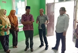 Plt Bupati Bengkulu Selatan Gusnan Mulyadi Saat Sidak  Puskesmas Sukanegeri