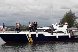Patroli aparat untuk berjaga-jaga