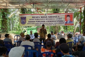 Anggota DPRD BU Wahyudi Melaksanakan Reses di daerah pemilihannya Minggu (24/2)